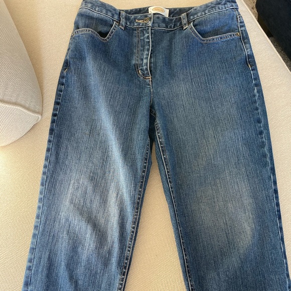 Talbots Denim’ Capri with side placket and buttons - Picture 1 of 7